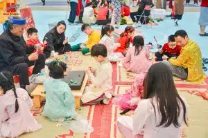 Lễ hội Mùa Xuân 2025: Sắc xuân rực rỡ tại Hanoi Academy 12 474472653 1037585328410924 430819523295119612 n