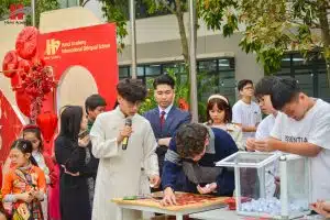 Lễ hội Mùa Xuân 2025: Sắc xuân rực rỡ tại Hanoi Academy 17 474696149 1037585358410921 8427497027721647946 n