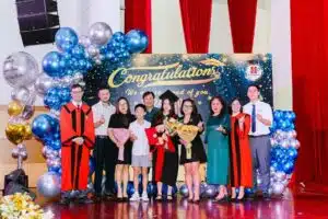Lễ Tri Ân và Trưởng Thành 2025 Khối 12 Hanoi Academy 22 hoc sinh hanoi academy trung tuyen dai hoc danh gia 20250519134519