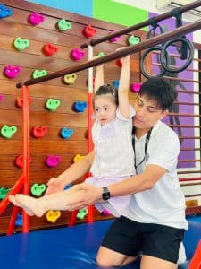 HA Sport: Phát triển thể chất và sự tự tin qua kỹ năng đu xà co chân 10 721626070 1466582868844499 3102517446677392713 n