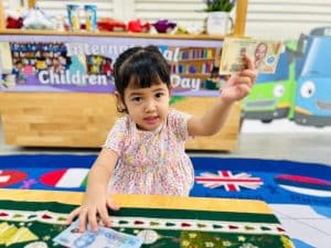 Learning Through Experience: Bé trải nghiệm vai trò người mua hàng, học kỹ năng sống qua thực hành 15 726636247 1729637979167296 8343355392922648444 n