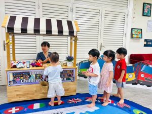Learning Through Experience: Bé trải nghiệm vai trò người mua hàng, học kỹ năng sống qua thực hành 10 728226327 1729637735833987 8408295548058457474 n