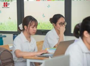 Giáo viên Trường Tiểu học Hanoi Academy không ngừng học hỏi để kiến tạo những thế hệ học sinh hạnh phúc 11 742154175 2328261610913186 8573072365961155855 n