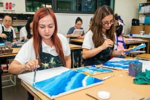 Khi nghệ thuật trở thành cầu nối gắn kết đội ngũ giáo viên Hanoi Academy 20 749315183 26806798598993841 1531046769926950204 n