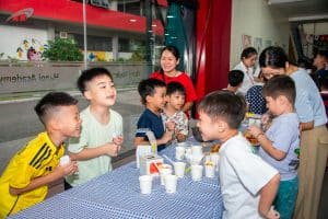 Learning Through Experience: Phiên chợ giải nhiệt mùa hè giúp trẻ phát triển kỹ năng sống tại NextGen Summer Camp 11 CRN 5637
