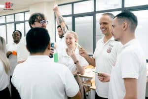 Thấu hiểu học sinh - Nền tảng kiến tạo môi trường học tập hạnh phúc tại Hanoi Academy 12 CRN 8989