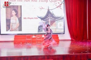 Giao lưu văn hóa Trung Quốc: Cùng Acers khám phá sắc màu văn hóa Trung Hoa 15 825281602 4514265952177691 8694394305769516971 n