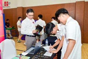 Acers Hanoi Academy tham dự Global University Fair 2026 13 829968750 886212561244565 1386688995461860194 n