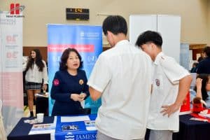 Acers Hanoi Academy tham dự Global University Fair 2026 11 835533820 1109399355163840 6032684539653153485 n