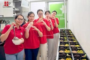 Bếp Thương - Góp một bữa cơm, gửi trọn yêu thương 9 838819699 1783995612818740 7667815978424138000 n