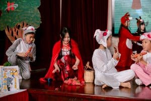 Lễ Tổng kết Between the Lines 2026: Nhìn lại hành trình sáng tạo của học sinh Hanoi Academy 29 844522257 1653844832995891 5811525184213917662 n