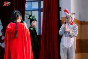 Lễ Tổng kết Between the Lines 2026: Nhìn lại hành trình sáng tạo của học sinh Hanoi Academy 35 846966131 1067445642942951 2730697086526031430 n