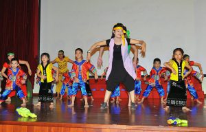 Sân chơi “ Gương mặt thân quen vui nhộn” cho các bé Mầm non Hanoi Academy