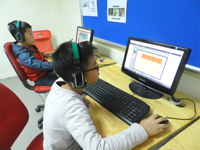 Thi IOE cap truong 7 Học sinh trường Tiểu học Hanoi Academy quyết tâm đạt điểm cao trong kì thi Olympic Tiếng Anh trên Internet cấp trường năm học 2016-2017
