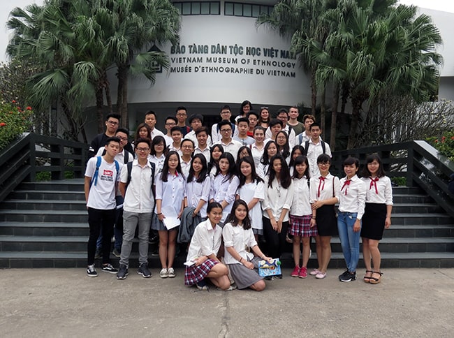 Màu sắc dân tộc qua lăng kính học sinh Hanoi Academy