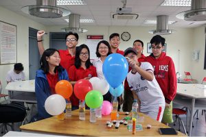 Cùng học sinh Hanoi Academy khám phá sự thú vị của khoa học