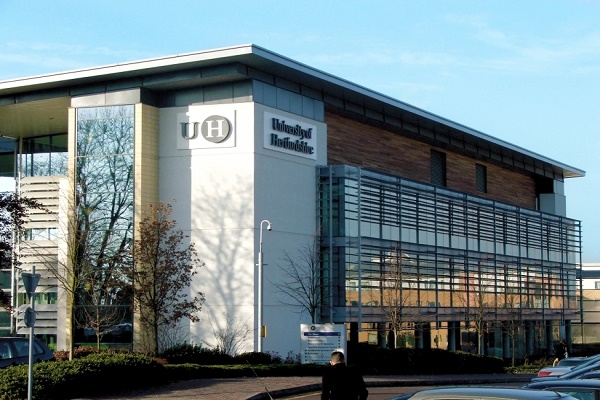 Trường Đại học Kinh doanh Hertfordshire, UK