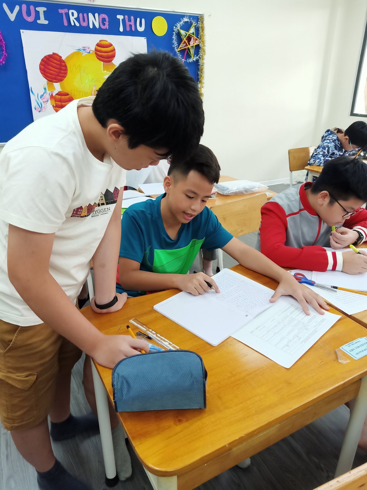Thực hành đổi mới công cụ đánh giá môn Ngữ Văn tại Hanoi Academy
