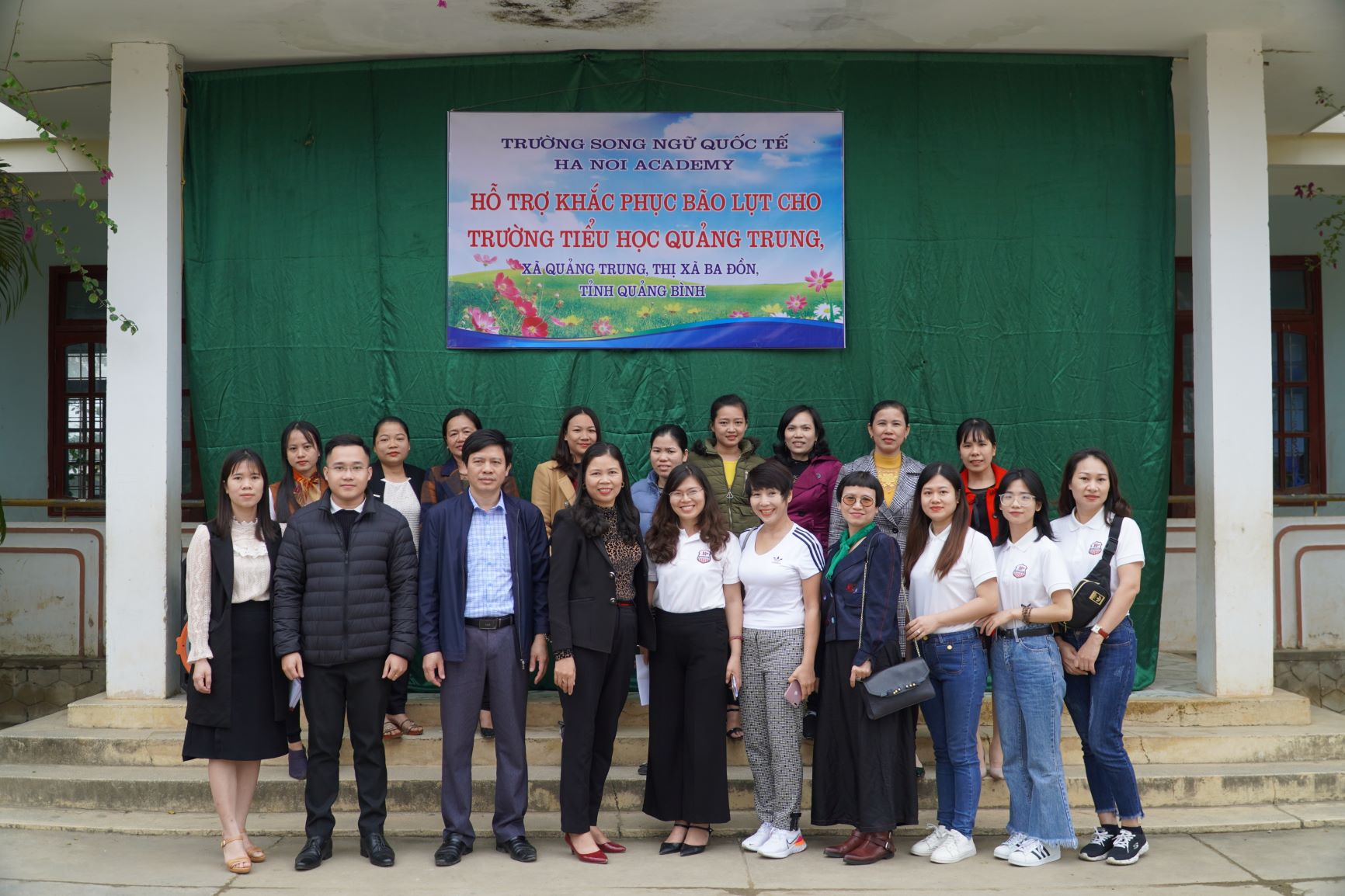 Chuyến đi từ thiện đến Quảng Bình đong đầy yêu thương của Hanoi Academy
