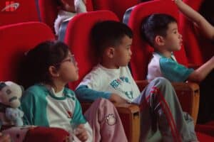 Giáo dục Di sản - Hát Xẩm tại Hanoi Academy: Hành trình truyền cảm hứng văn hóa cho học sinh 14 590090416 1292949869541134 5495857182151220849 n