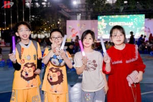 Color of Christmas: Mùa Giáng sinh ấm áp tại Hanoi Academy 20 CNT 5086