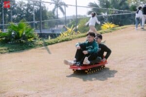 Học tập trải nghiệm giữa thiên nhiên: Hành trình trưởng thành của Acers THCS tại Làng Mô 27 612892665 1326964176139703 8087071093699445857 n