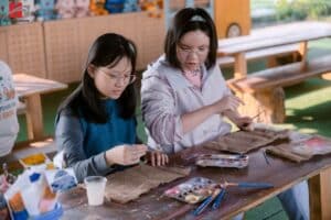 Học tập trải nghiệm giữa thiên nhiên: Hành trình trưởng thành của Acers THCS tại Làng Mô 26 615055099 1326963979473056 4612463590565905605 n