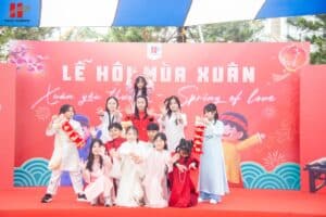 Xuân Yêu Thương: Mở ra mùa Tết ấm áp tại Hanoi Academy 21 633616314 1354011430101644 3317432074840176805 n