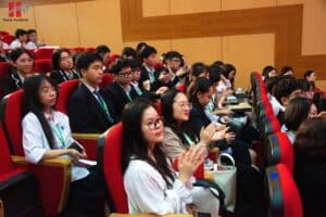 Speak Out 2026 khép lại mùa giải ấn tượng với những màn tranh biện đỉnh cao 42 655909160 1388742003295253 7536349101951934126 n