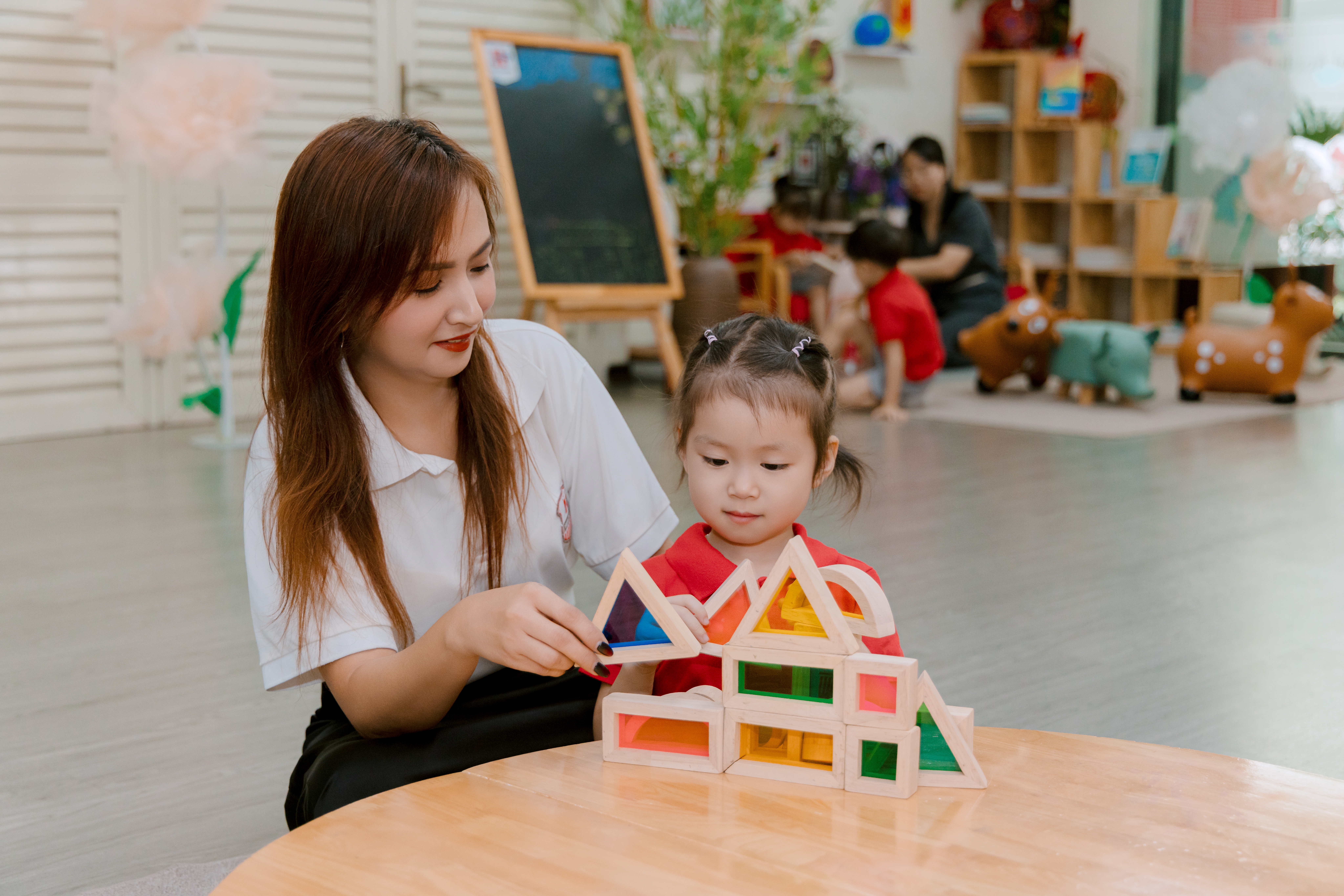 Cách giúp trẻ thích nghi khi mới bắt đầu đi học 10 NTS 9398