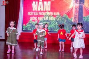 Ngày hội Âm nhạc Sáng tạo “Tự hào Việt Nam” tại Hanoi Academy: Gieo mầm cảm xúc từ những giai điệu đầu đời 8 678287435 1671938411603920 1060467750667566888 n