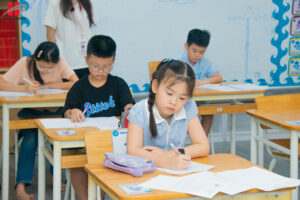 Vòng 2 Học bổng "Nuôi dưỡng tài năng": Tỏa sáng bản lĩnh, chinh phục tri thức 10 CRN 5083